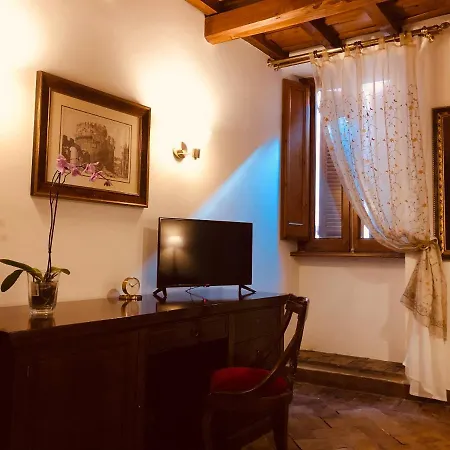 Castle Of Glamour Xvi Century Luxury Appart hôtel Rome